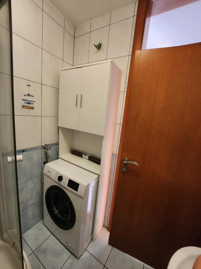 Lucija Apartment Karlobag Luaran gambar