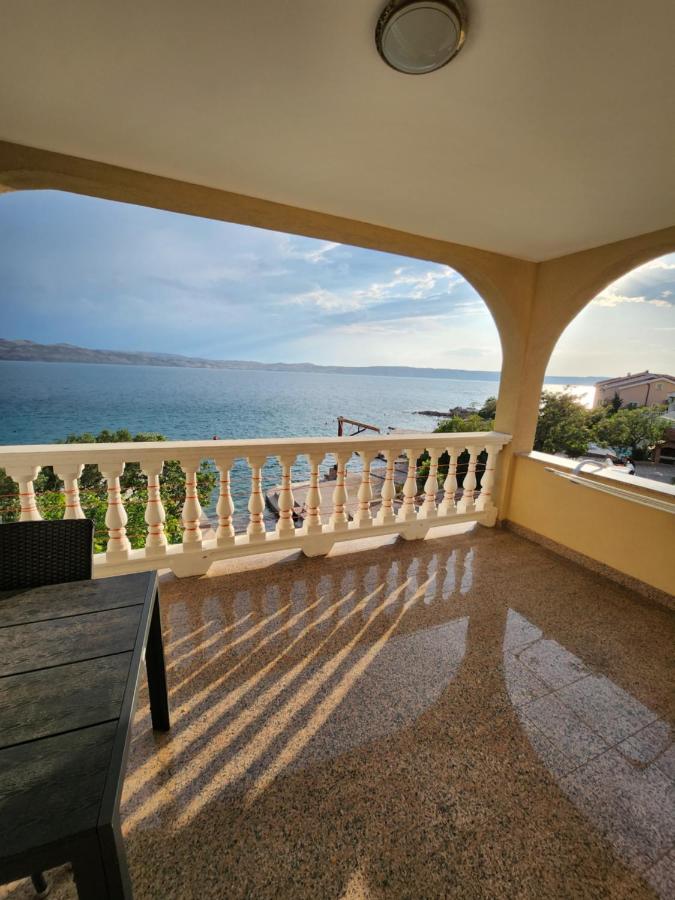 Lucija Apartment Karlobag Luaran gambar